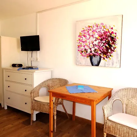 Beach Front Oasis * Tias